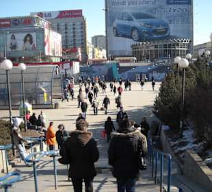 Przy metrze, w centrum 