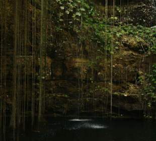 Cenote Sagrado Ik Kil