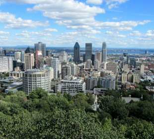  Blick von Belvedere du Chalet auf die Stadt