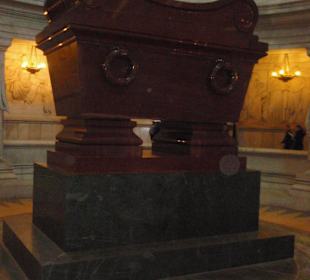Napoleons riesiger Sarkophag