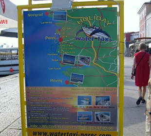 Küsten-Hinweis im Hafen Porec.