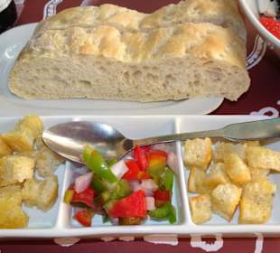 Zutaten zur Gazpacho im La Cuisine-Comptoir