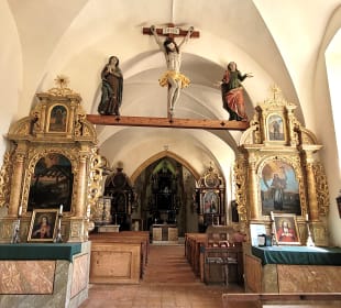 Alle 5 Altäre sichtbar