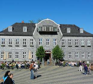 Goslar Haus 6 mit Glockenspiel