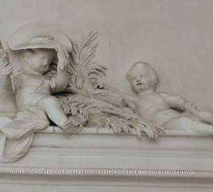 Detail Stuckdekor im Weißen Saal