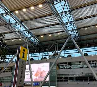 Flughafen Düsseldorf (DUS)