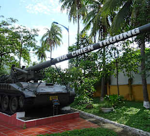 Im Freigelände des Militärmuseums