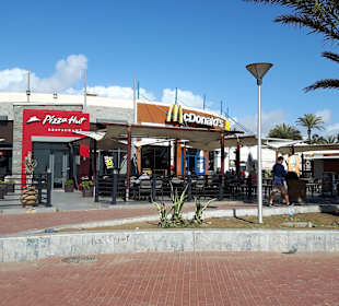 Ca.1,5 km Richtung Hafen entfernt