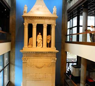 Grabmonument des Poblicius 40 n.Ch.