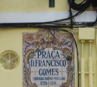 Schild am Platz / Praça Dom Francisco Gomes