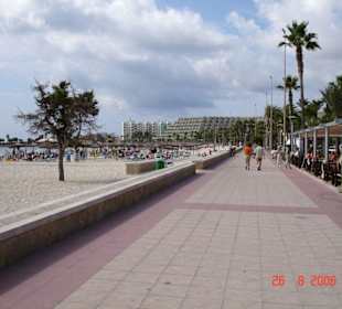 Strandpromenade Sa Coma