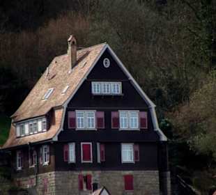 Sehr schönes Haus mit Zoom aufgenommen