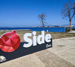 Strandpromenade Side