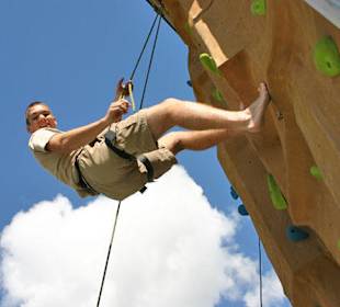 Feelfree Kletterturm