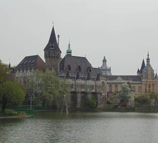 Park przy placu bohaterów