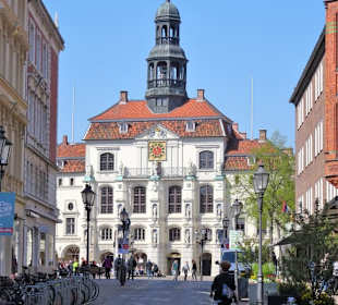 Das Rathaus von Lüneburg im Herzen der Altstadt