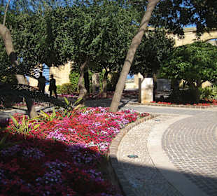 Upper Barrakka Gardens