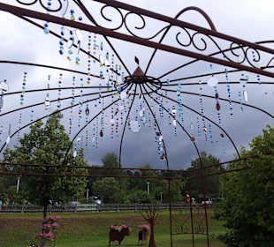 Außenanlage bei der Schatzsuchwiese
