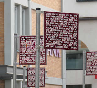 Bei einem Stadtrundgang durch Karlsruhe