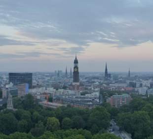 Blick vom Atlantic Haus /  Penthouse Elb-Panorama