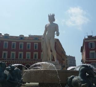 Place Massena an der Promenade du Paillon