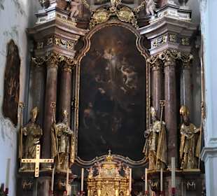 Die Stiftskirche St. Peter von Salzburg