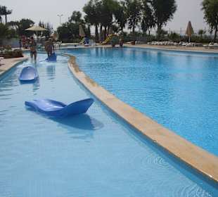 Das ist der Aquapark...nicht der Pool des Hotels Club Cactus