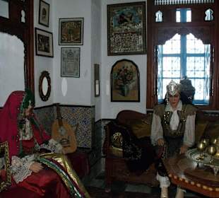 Wachsfiguren im Advokatenhaus