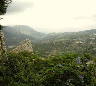 Blick auf die Landschaft um Guadalest