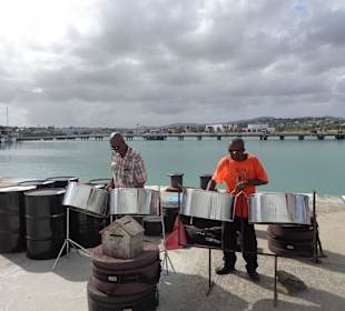 Begrüßung im Hafen
