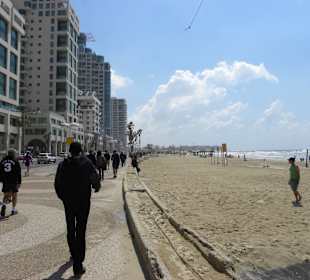 Tel Aviv beach 1