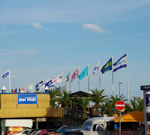 Unterhalb der Landungsbrücken