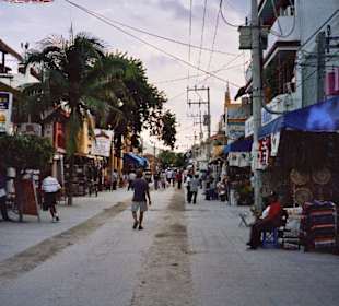 Einkaufsmeile und Fußgängerzone