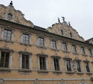 Bei einer Stadtbesichtigung von Würzburg