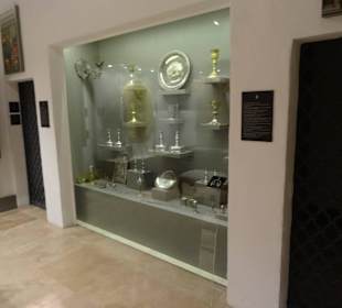 Ins Wignacourtmuseum im Anschluß der Katakomben