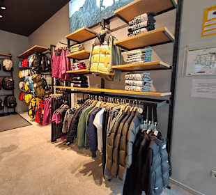 Festival Park Outlet Center