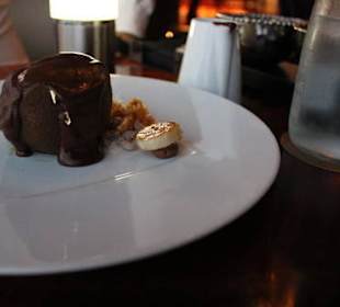 Armani Restaurant / Burj Khalifa - ein Must