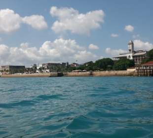 Die Bootsfahrt zur Insel 