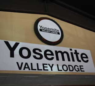 Yosemite Lodge Food Court