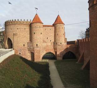 Stare Miasto, Barbakan