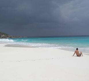 Ein einsamer Tag an der Petite Anse