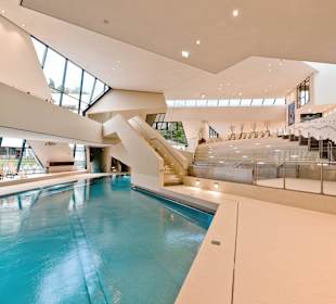 Thermal-Innenbecken in der Kärnten Therme