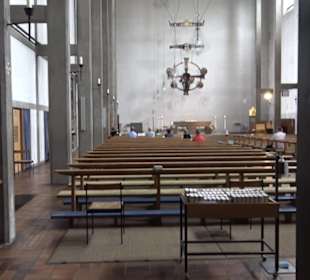 Katholische Pfarrkirche Maria vom Guten Rat