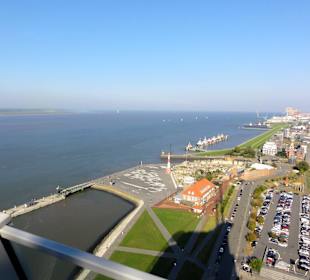 Blick von der Plattform auf die Weser stromabwärts