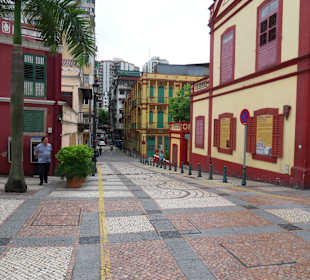 Uliczki w portugalskiej części miasta