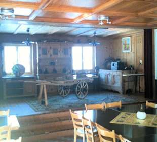 Restaurant à La Staziun - “Bahnhöfli”