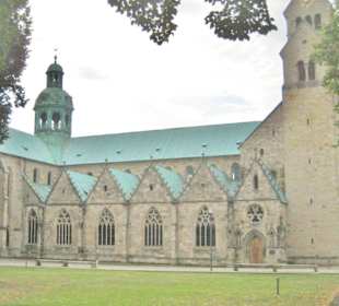 Großer Domhof - Blick zum Dom
