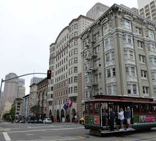 Cable car au pied de l'hotel
