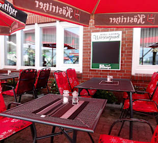 Die Sommerterrasse des Restaurants