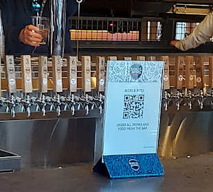 Theken im oberen Bereich 